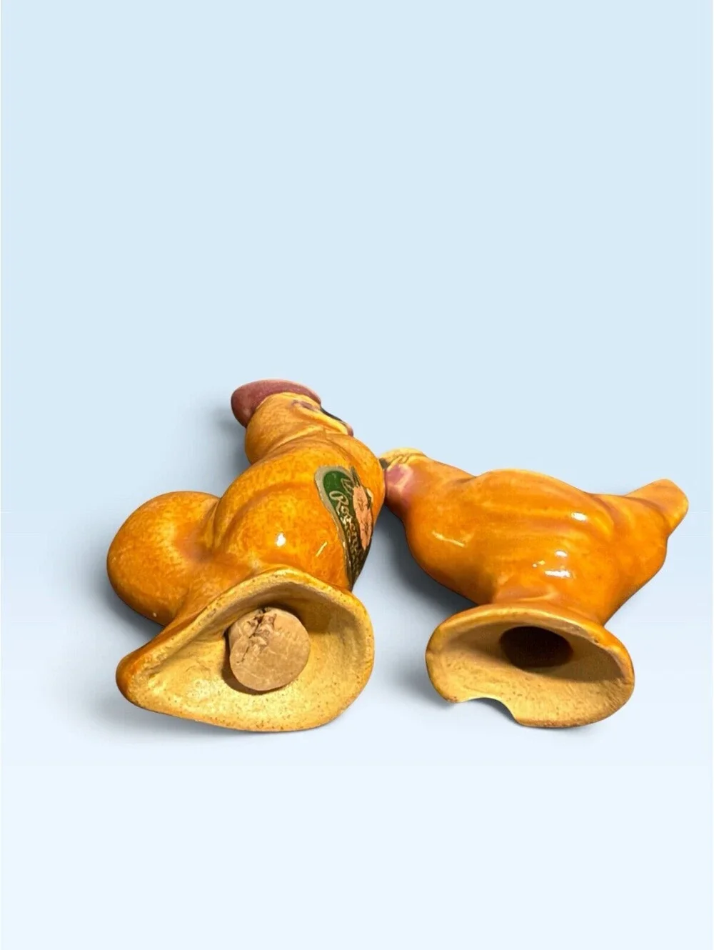 Vintage Rosemeade Dakota Pottery Brown Rooster Hen Salt & Pepper Shakers Label
